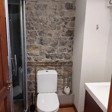 La Casita De *